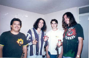 01_lafarza_ensayo96.jpg